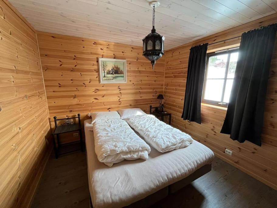 Cabin In Beautiful Surroundings At Harpefossen 노르드피오르다이드 외부 사진