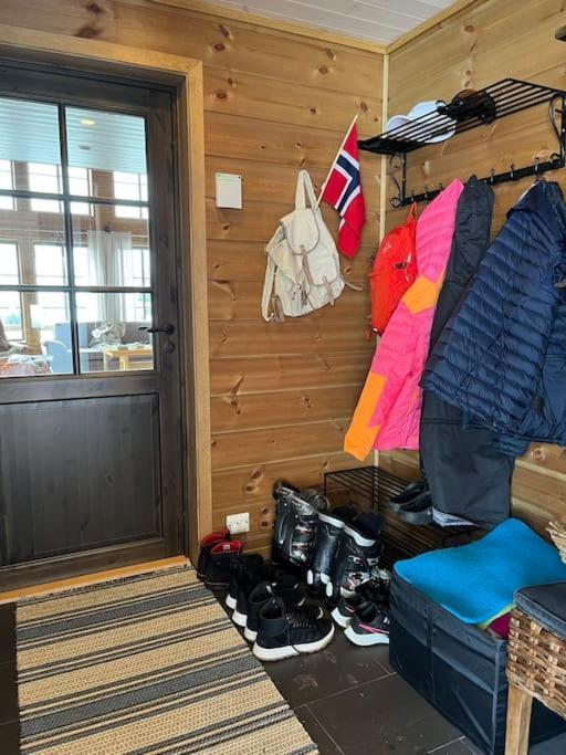 Cabin In Beautiful Surroundings At Harpefossen 노르드피오르다이드 외부 사진